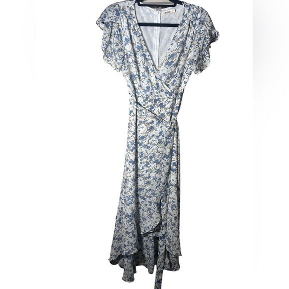 Essue Size Small Flowy V Neck Floral Print - Picture 1 of 10